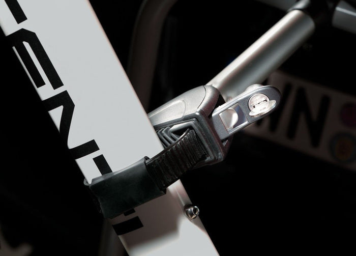 Atera Strada Sport M3 + 4. Fahrradadapter – 4-Fahrrad-Anhängerkupplungsträger (schwarz)-Neu