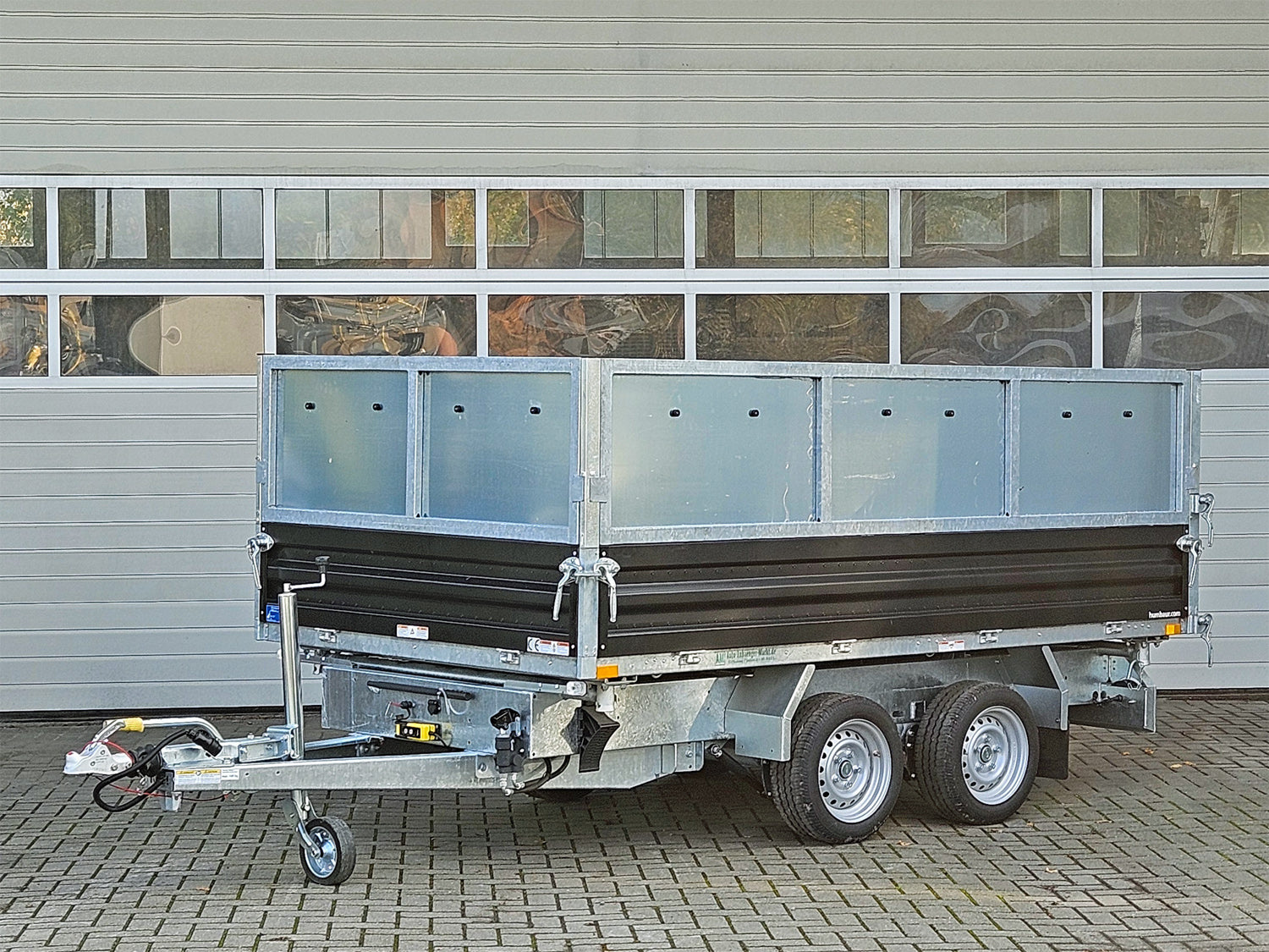 Humbaur HTK 3000.31 STAHL E-Pumpe – Stahlblechaufsatz 600 mm