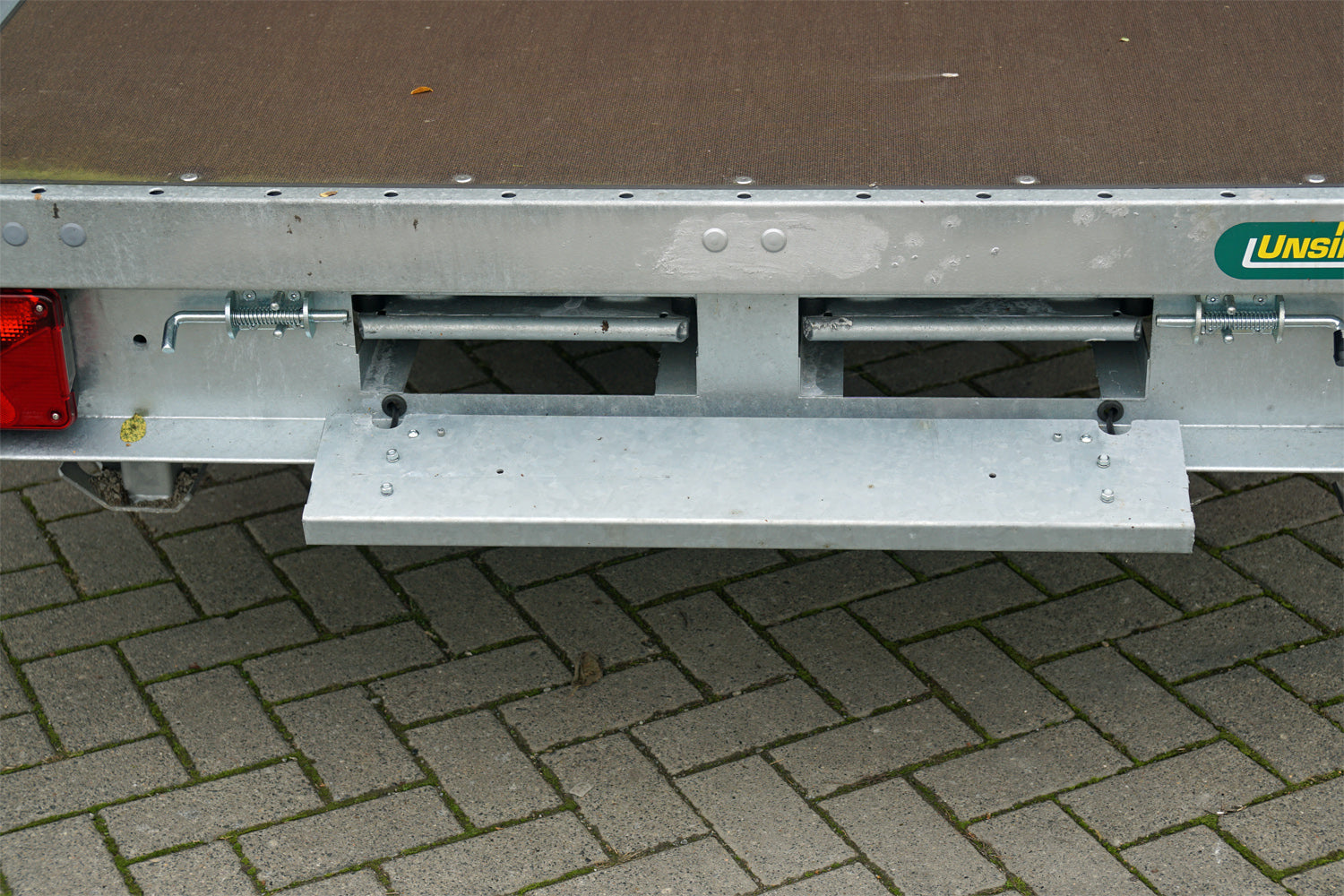 Unsinn UF 3617-18-13 Auffahrschienen und Winde – Bild 5